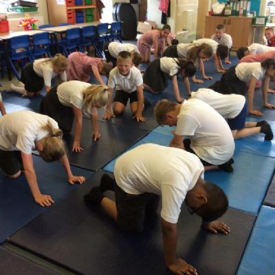 HAWTHORN CLASS - OUR SECOND YOGA CLASS
