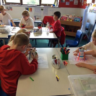 Cedar Class made their own Scribblebot robots.