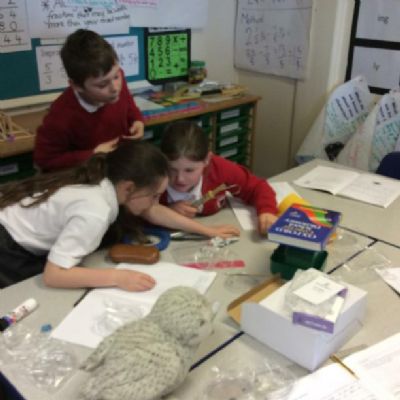 Is there a relationship between the mass and weight of an object?