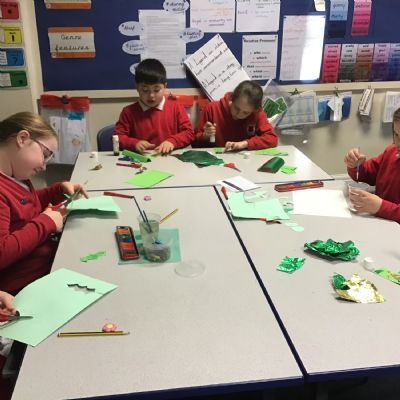 making a class Advent wreath